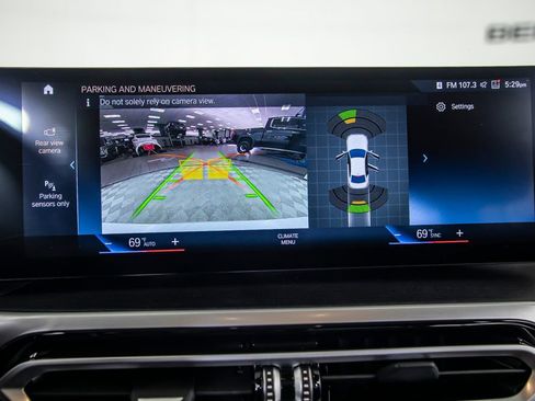 Used 2023 BMW 330i Sedan w/ Premium Package RWD image 30