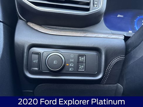 Used 2020 Ford Explorer Platinum image 27