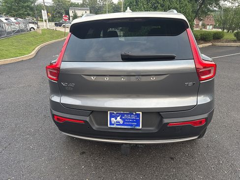 Used 2019 Volvo XC40 T5 Momentum AWD/4WD image 6