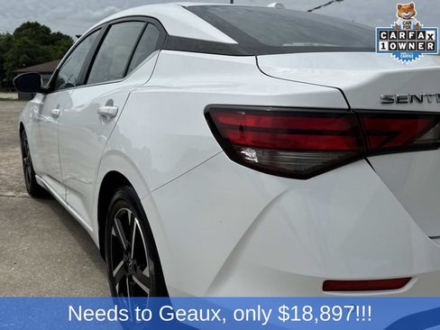 Used 2025 Nissan Sentra SV FWD image 12