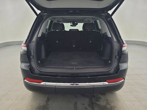 Used 2022 Jeep Grand Cherokee Limited 4xe image 29