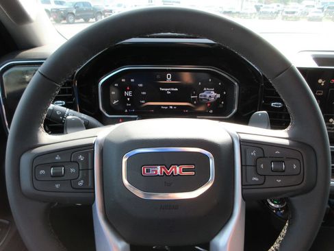 New 2026 GMC Sierra 1500 Elevation w/ Elevation Premium Package AWD/4WD image 18