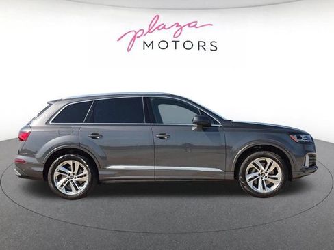 Certified 2024 Audi Q7 2.0T Premium w/ Convenience Package AWD/4WD image 4