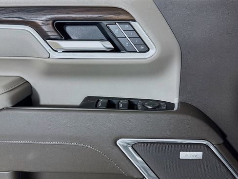 New 2026 GMC Sierra 2500 SLT w/ SLT Convenience Package image 16
