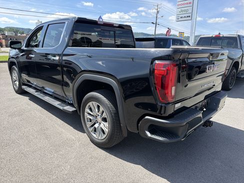 Used 2020 GMC Sierra 1500 Denali AWD/4WD image 9