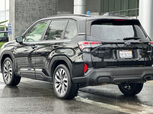 Used 2025 Subaru Forester Touring image 6