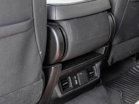 Used 2024 Chevrolet Silverado 1500 Custom RWD image 19