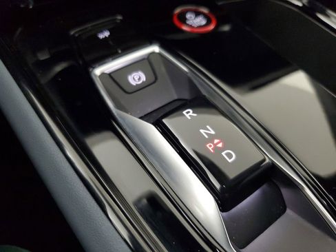 Used 2024 Audi RS e-tron GT w/ Carbon Performance Package image 32