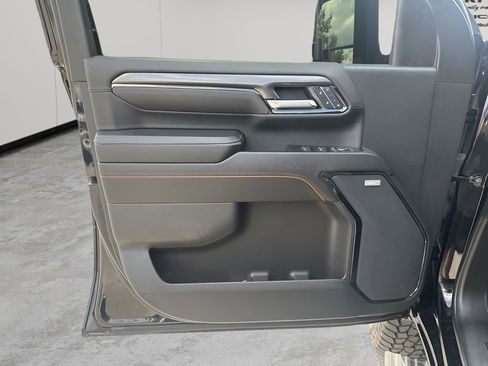 Used 2024 GMC Sierra 2500 AT4 w/ AT4 Premium Plus Package AWD/4WD image 26