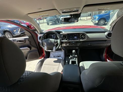 Used 2021 Toyota Tacoma SR5 image 28