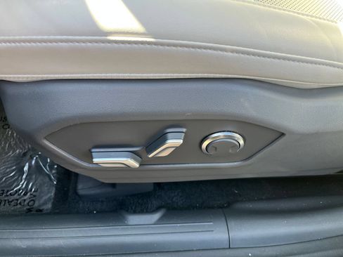 Used 2025 Hyundai Santa Fe SEL FWD image 22