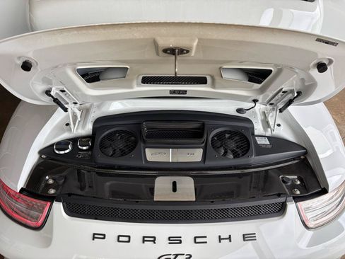 Used 2015 Porsche 911 GT3 RWD image 28
