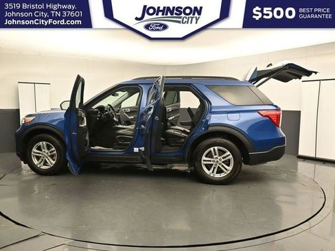 Certified 2023 Ford Explorer XLT w/ Equipment Group 202A AWD/4WD image 40