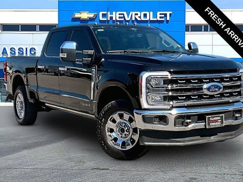 Used 2024 Ford F350 Lariat w/ Lariat Ultimate Package AWD/4WD image 1