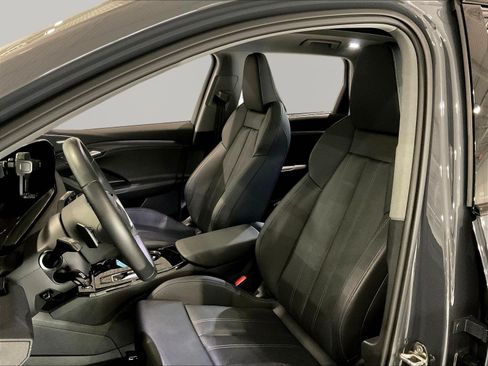 Used 2025 Audi Q6 e-tron Premium Plus AWD/4WD image 21