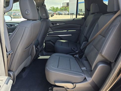 New 2026 Chevrolet Traverse LT w/ Midnight/Sport Edition FWD image 18