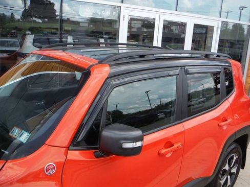 Certified 2021 Jeep Renegade Trailhawk AWD/4WD image 6