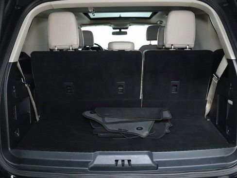 Used 2023 Ford Expedition Limited image 34