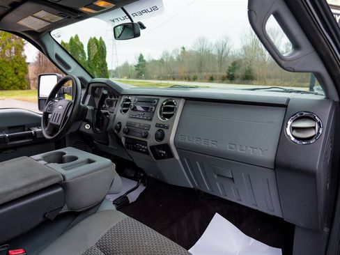 Used 2014 Ford F250 XLT w/ XLT Value Package AWD/4WD image 19