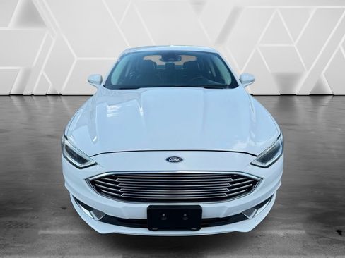 Used 2019 Ford Fusion SE FWD image 3