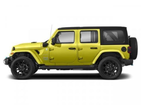 Used 2023 Jeep Wrangler Unlimited Sahara w/ Cold Weather Group image 3