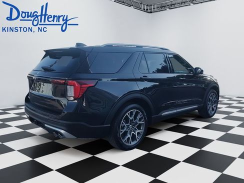 Used 2025 Ford Explorer Platinum w/ Ultimate Package RWD image 5