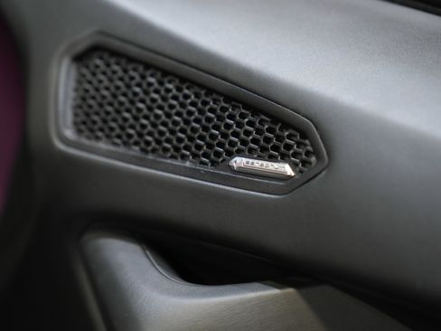 Used 2024 Lamborghini Huracan EVO image 37