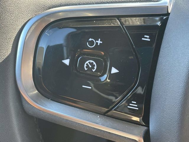 Certified 2023 Volvo XC90 B6 Ultimate w/ Lounge Package AWD/4WD image 22
