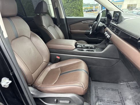 Used 2023 Honda Pilot Elite image 17