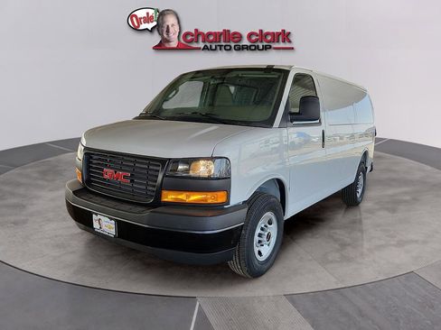 New 2026 GMC Savana 2500 RWD image 1