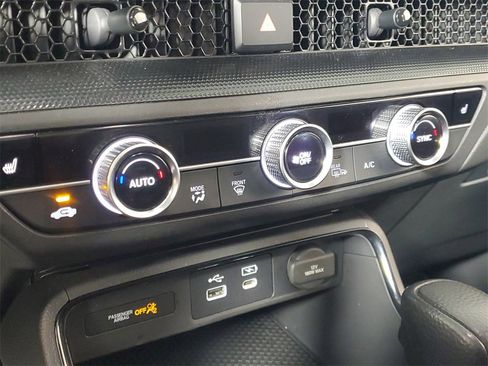 Used 2023 Honda CR-V EX image 21