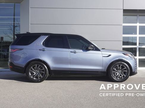 Used 2022 Land Rover Discovery S R-Dynamic image 7
