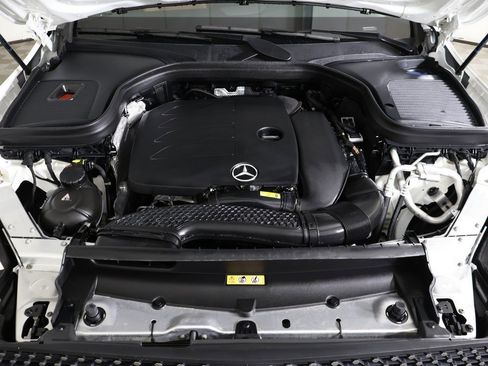 Used 2023 Mercedes-Benz GLC 300 4MATIC Coupe image 22