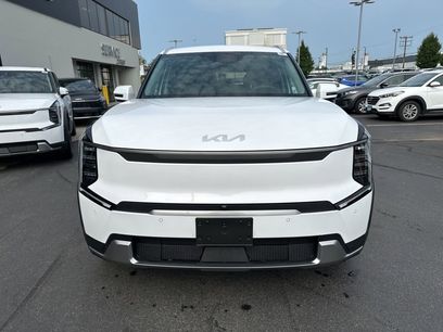 New 2026 Kia EV9 Wind