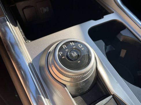 Used 2020 Ford Explorer Platinum AWD/4WD image 36