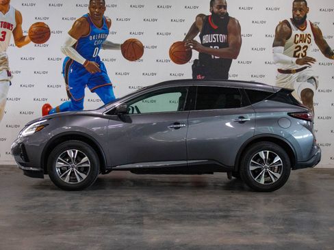 Used 2023 Nissan Murano SV FWD image 16