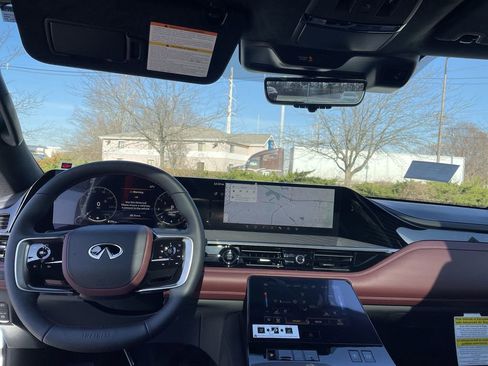 New 2026 INFINITI QX80 Autograph w/ Premium Cargo Package image 17