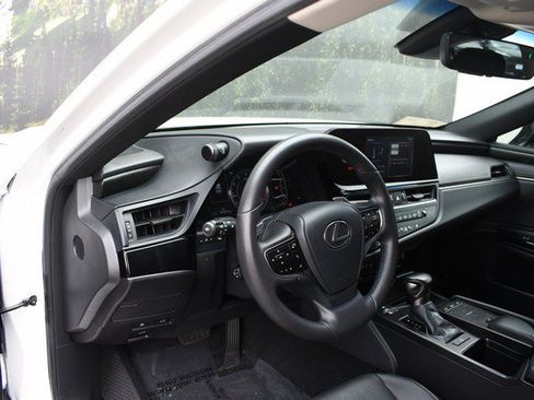 Used 2022 Lexus ES 250 w/ Premium Package AWD/4WD image 14