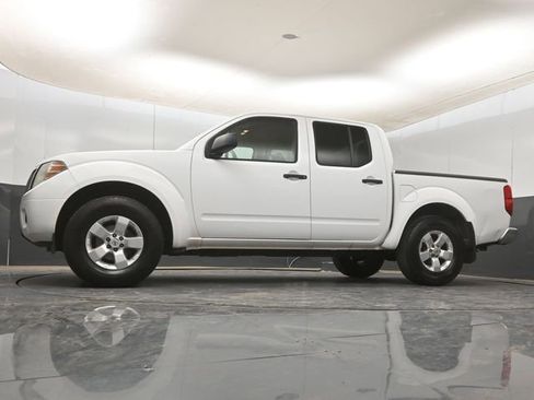 Used 2012 Nissan Frontier SV w/ SV Premium Utility Pkg RWD image 12