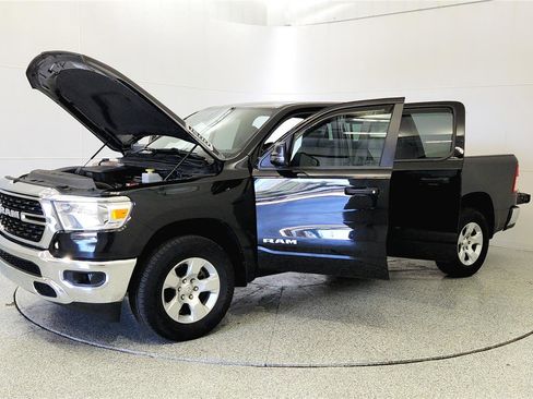 Used 2023 RAM 1500 Big Horn AWD/4WD image 10