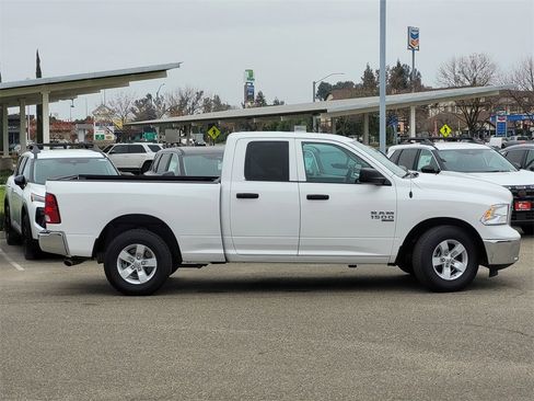 Used 2024 RAM 1500 Classic SLT image 4