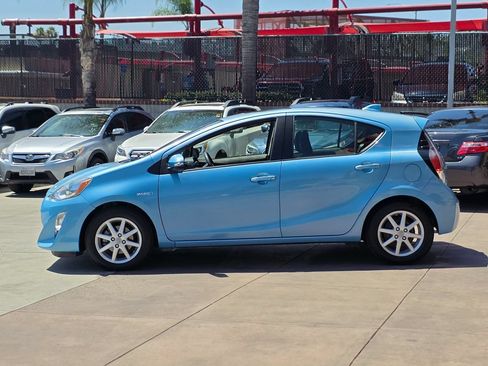 Used 2015 Toyota Prius C Three FWD image 9