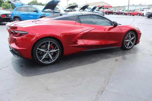 Used 2023 Chevrolet Corvette Stingray Premium Conv w/ Z51 Performance Package RWD image 12