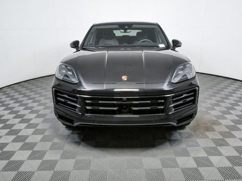 Certified 2026 Porsche Cayenne S AWD/4WD image 36