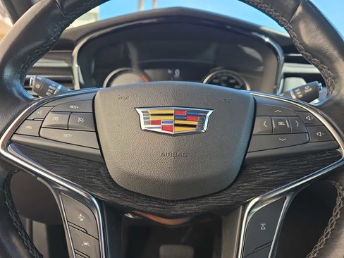 Used 2020 Cadillac XT5 Premium Luxury image 21