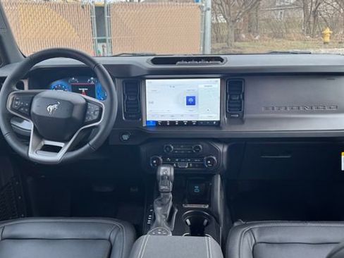 New 2025 Ford Bronco Big Bend w/ Black Diamond Package image 17