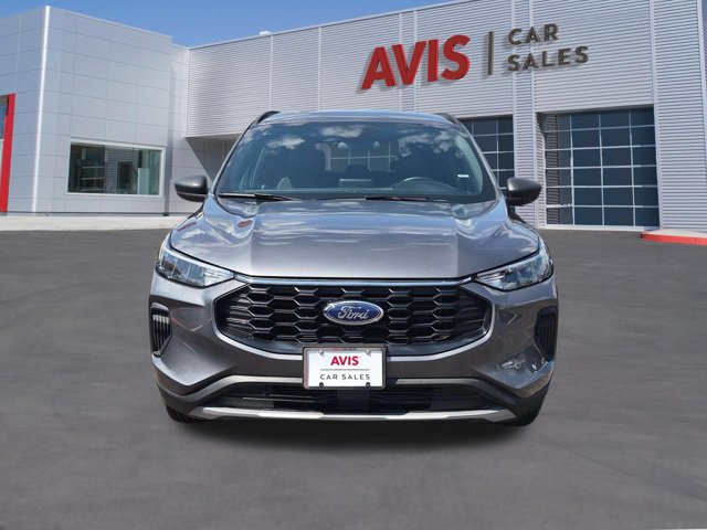 Used 2026 Ford Escape ST-Line FWD image 2