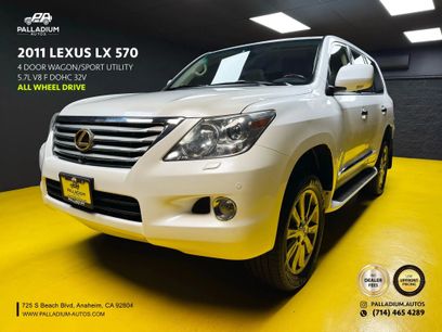Used 2011 Lexus LX 570 4WD w/ Luxury Pkg