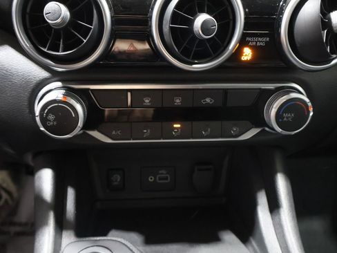 Used 2024 Nissan Sentra S image 28