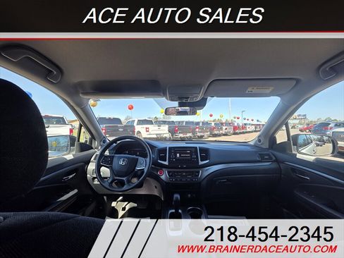 Used 2019 Honda Pilot LX image 10